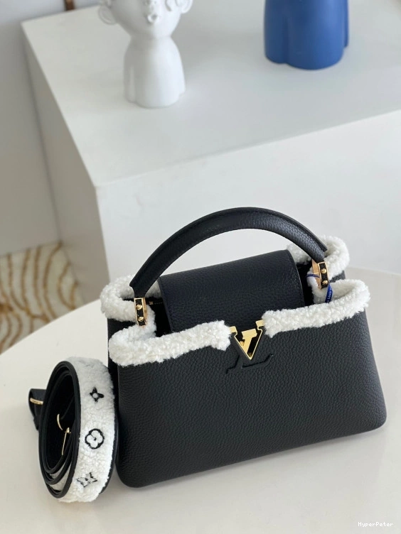 VUITTON LOUIS BB CAPUCINES 0726